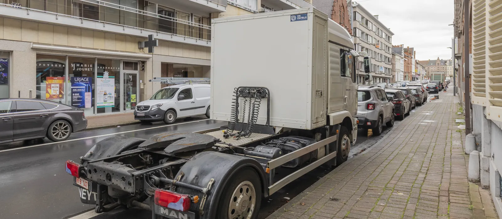 1762332250-LR - Parking Portois, 9600 Ronse-007